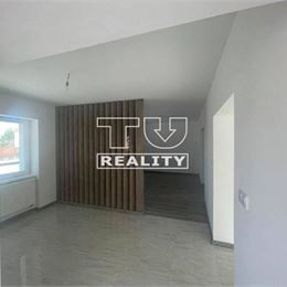 MODERNÁ NOVOSTAVBA RODINNÉHO ROMU V ŠTANDARDE S GARÁŽOU A TERASOU TRENČÍN