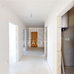 NA PREDAJ PRIESTRANNÝ BYT 4+KK S BALKÓNOM, 88m2, ŠAMORÍN - ŠÁMOT