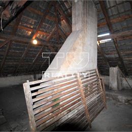 PODKROVNÉ PRIESTORY O VÝMERE 153 m² v CENTRE KYSUCKÉHO NOVÉHO MESTA