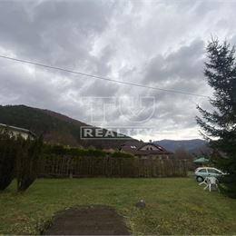 REKREAČNÝ POZEMOK 374 m2 TRENČIANSKE TEPLICE