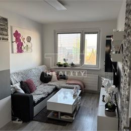 REZERVOVANÉ!!! Na predaj prerobený,slnečný 2-izbový byt Žilina-Solinky o výmere 49m2 s lodžiou