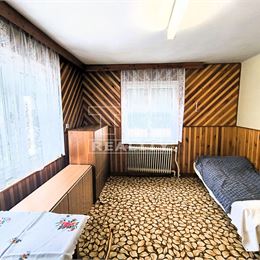 Rodinný dom, tichá lokalita, okamžité bývanie, 1869 m2, Fričovce