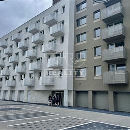 Slnečný 2-izbový byt v Ovocných sadoch s balkónom v bratislavskom Ružinove, 46 m2