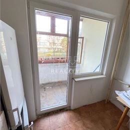 VEĽKÝ 4 IZBOVY BYT ŽILINA-SOLINKY , 85 m2, povodný stav