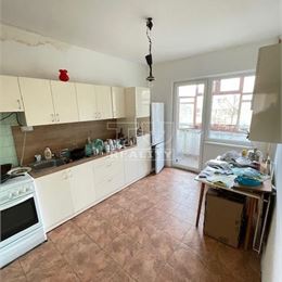 VEĽKÝ 4 IZBOVY BYT ŽILINA-SOLINKY , 85 m2, povodný stav