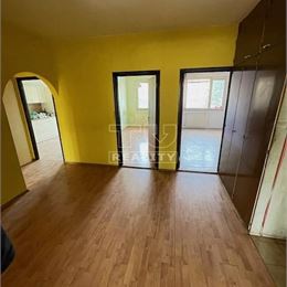 VEĽKÝ 4 IZBOVY BYT ŽILINA-SOLINKY , 85 m2, povodný stav