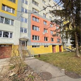 VEĽKÝ 4 IZBOVY BYT ŽILINA-SOLINKY , 85 m2, povodný stav