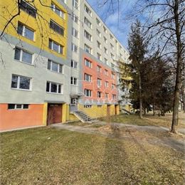 VEĽKÝ 4 IZBOVY BYT ŽILINA-SOLINKY , 85 m2, povodný stav