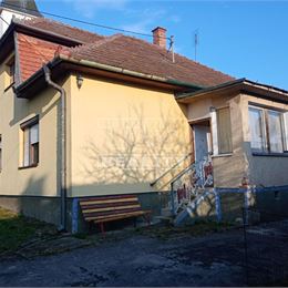 REZERVOVANÉ!!!Na predaj rodinný dom v obci Norovce s garážou a pozemkom - 2672m2