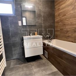 TOP PONUKA: Moderný 4 izbový RD 114m2, na poz. 4á, Galanta - Kolónia