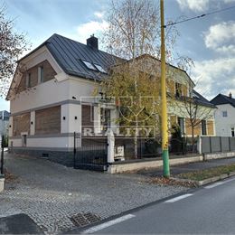 FIREMNÁ BUDOVA V CENTRE MESTA ŽILINY - MALÁ PRAHA