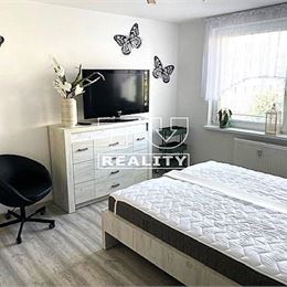 3 izbový byt 70 m2, kompletne a kvalitne zrekonštruovaný s loggiou Bratislava –Budyšínska