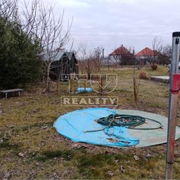Na predaj stavebný pozemok 556m2 v obci Trakovice