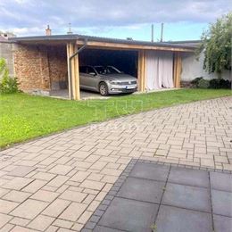 Na predaj úžasný rodinný dom /704 m2/ po úplnej rekonštrukcii v centre Lučenca.