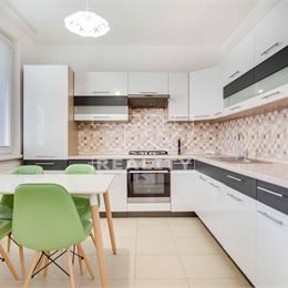 Kompletne prerobený 3-izbový byt na ul. Nábrežná, Nové Zámky – 66,02m2