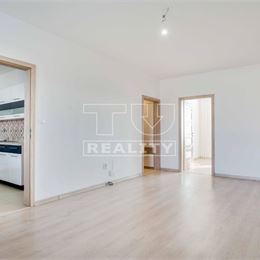 Kompletne prerobený 3-izbový byt na ul. Nábrežná, Nové Zámky – 66,02m2