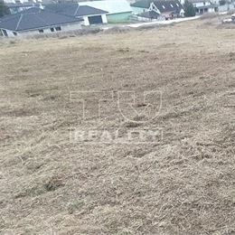 Na predaj slnečný pozemok Malé Kršteňany s pekným výhľadom, 800m2