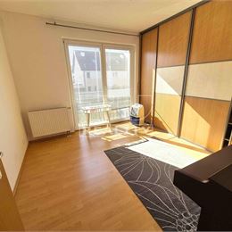 TUreality ponúka pekný a priestranný 3i byt v Devínskej Novej Vsi, Ľubovníková ul., tehla, 75m2.