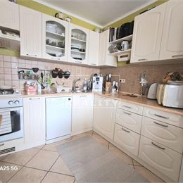 3-IZBOVÝ BYT 64m2 PIEŠŤANY