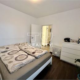 TUreality ponúka na predaj 2i byt vo Zvolene na Sekieri o výmere 57 m² po kompletnej rekonštrukcii