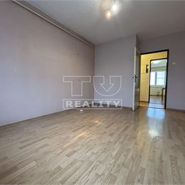 3+1 IZBOVÝ BYT 74 m2 S LODŽIOU RYBANY