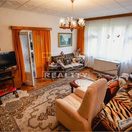 Znížená cena - Na predaj RD na pozemku 4046m2 v Čermeli Košice-Sever