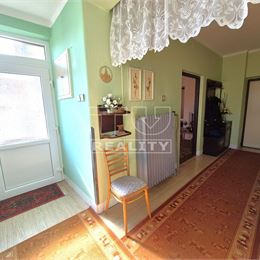 Exkluzívne na predaj rodinný dom v Machuliciach, pozemok 1800 m2