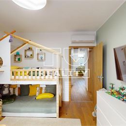 3-IZBOVÝ BYT,KOMPLETNÁ REKONŠTRUKCIA,STARÉ MESTO,72m2