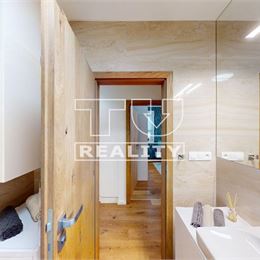 3-IZBOVÝ BYT,KOMPLETNÁ REKONŠTRUKCIA,STARÉ MESTO,72m2