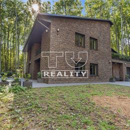 8-IZBOVÁ RODINNÁ VILA,MODRA-PIESOK,LOGGIE,TERASA,SAUNA,883m2