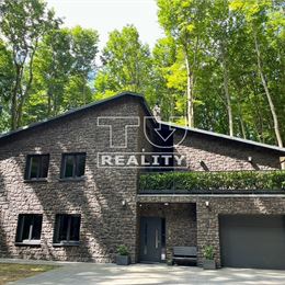 8-IZBOVÁ RODINNÁ VILA,MODRA-PIESOK,LOGGIE,TERASA,SAUNA,883m2