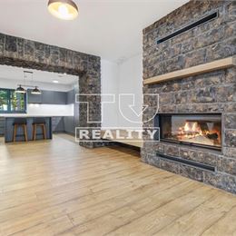 8-IZBOVÁ RODINNÁ VILA,MODRA-PIESOK,LOGGIE,TERASA,SAUNA,883m2
