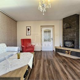 Znížená cena!!!Na predaj príjemný 4 izbový rodinný dom na pozemku 995 m2 Nitrianska Blatnica