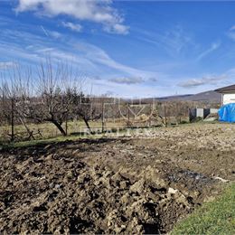 Znížená cena!!!Na predaj príjemný 4 izbový rodinný dom na pozemku 995 m2 Nitrianska Blatnica