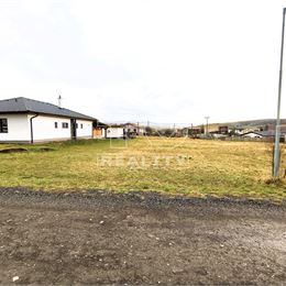 Stavebný pozemok Záhradné, Prešov 10 min., 827 m2