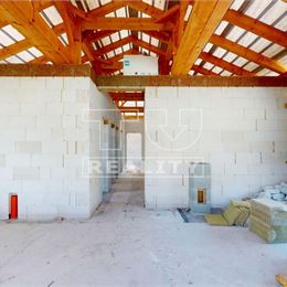 Novostavba 4i rodinného domu, novovybudovaná lokalita v Mojmírovciach, výborná lokalita s pozemkom 567 m2