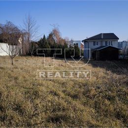 Lukratívny stavebný POZEMOK pripravený na výstavbu v tichej časti Bratislavy, blízko Malých Karpát! 599 m²