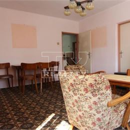 Predaj rodinného domu s garážou Ružomberok-Černová 736m2