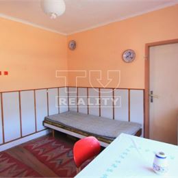 Predaj rodinného domu s garážou Ružomberok-Černová 736m2