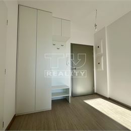 Krásny čiastočne zariadený 2i byt s balkónom v novostavbe Ovocné sady v Ružinove, 46,5 m2