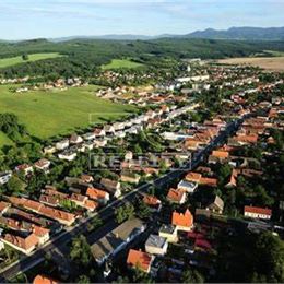 LUKRATÍVNE STAVEBNÉ POZEMKY PRI KOŠICIACH – VÁŠ NOVÝ DOMOV NA DOSAH!
