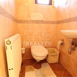 REKREAČNÝ APARTMÁNOVÝ DOM PRI PRIEHRADE LIPT. MARA - LIPTOVSKÝ TRNOVEC