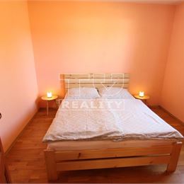 REKREAČNÝ APARTMÁNOVÝ DOM PRI PRIEHRADE LIPT. MARA - LIPTOVSKÝ TRNOVEC
