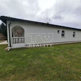 Štýlovo zariadený rodinný dom s veľkým pozemkom ** Vysoká pri Morave ** 2206 m2