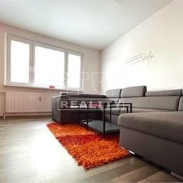 TUreality ponúka krásny 3i byt v Karlovej Vsi, Hlaváčikova ul., 71m2.