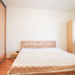 3-izbový byt s loggiou na sídlisku JUH, Nové Zámky – 61,38m2