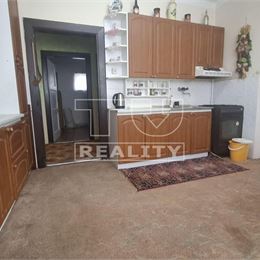 Na predaj rodinný dom v Bošanoch s pozemkom 1116 m2