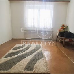 Na predaj rodinný dom v Bošanoch s pozemkom 1116 m2