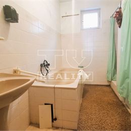 Na predaj rodinný dom v Bošanoch s pozemkom 1116 m2