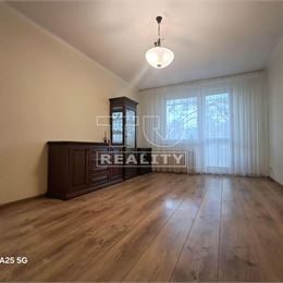 4-IZBOVÝ BYT HLOHOVEC 82m2